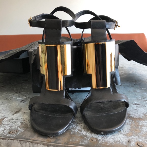 SZ39 Saint Laurent 105MM JANIS GOLD PLAQUE SANDALS - Picture 4 of 8